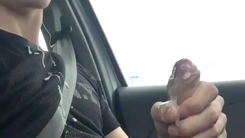 He wanks his big uncut cock and cums huge while driving - ThisVid.com