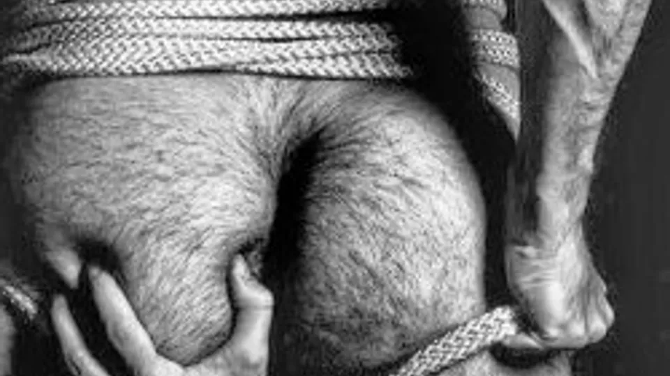 Helping Hands - ThisVid.com