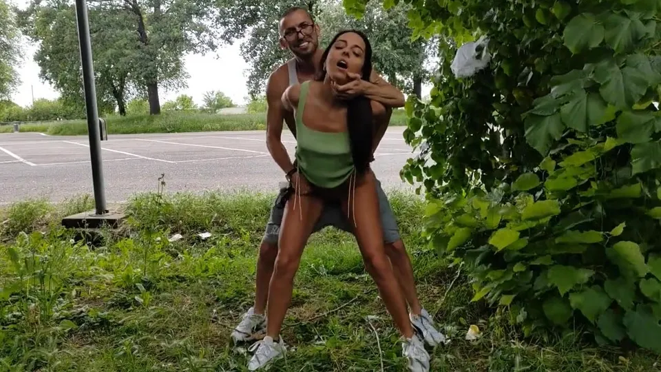 Hidden Voyeur: Lorries & Bushes