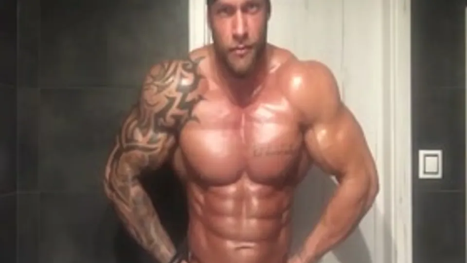 HIS HOT BODY !
