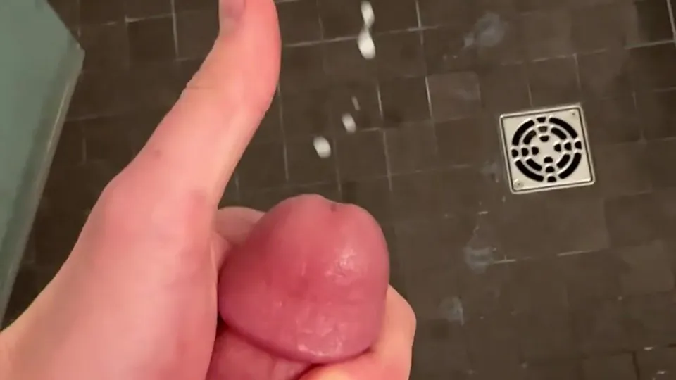 Gay Shower Orgasm