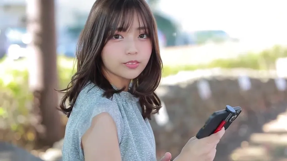 Influencer's Raw Creampie Debut