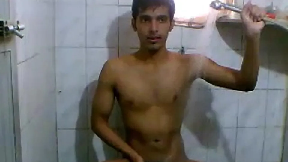 Horny desi cum after shower is always nice - ThisVid.com