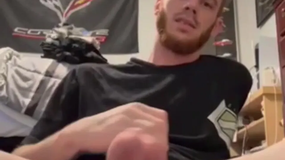 Horny fag exposes hole and cock - ThisVid.com
