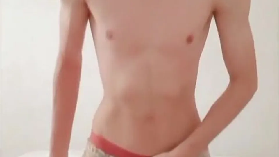 Foxy Twink's Solo Wank Session