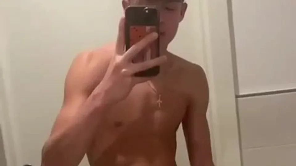 Twink Handjob