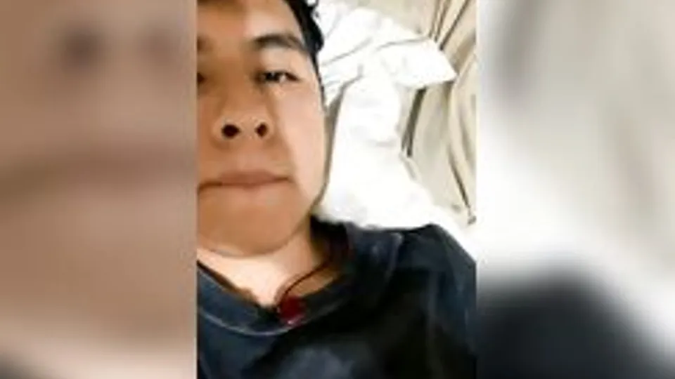 HORNY LATIN BOY CUMMING FOR YOU ON CAM