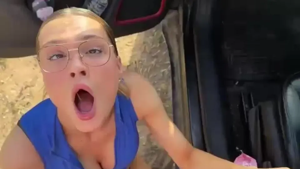 Horny slut takes hard anal and pussy pounding outdoor live at sexycamx