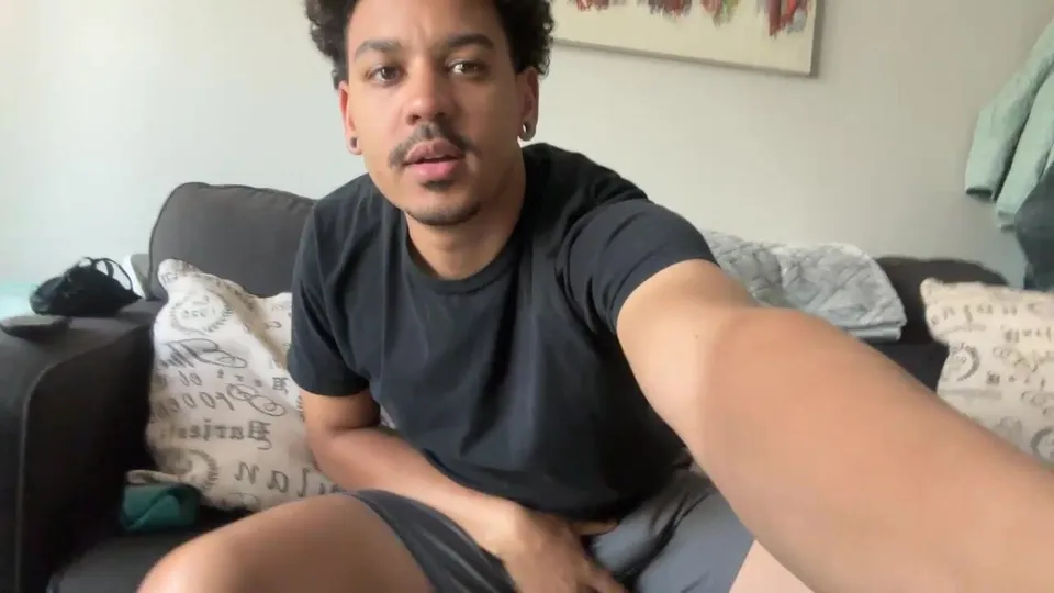 Horny Straight Guy Jerks Off