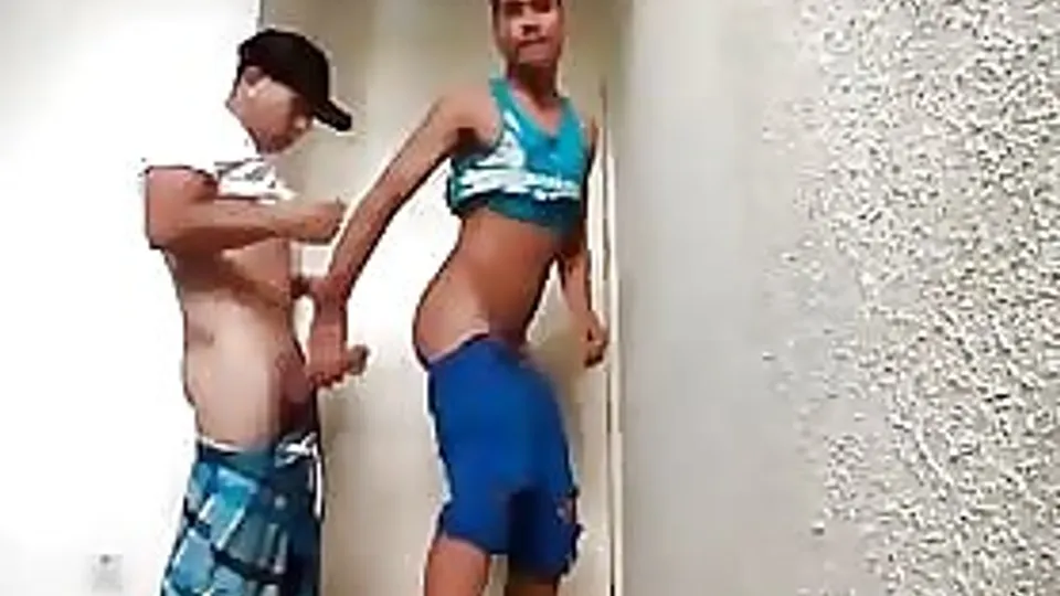 Horny uncle eats his nephew's ass in the hallway