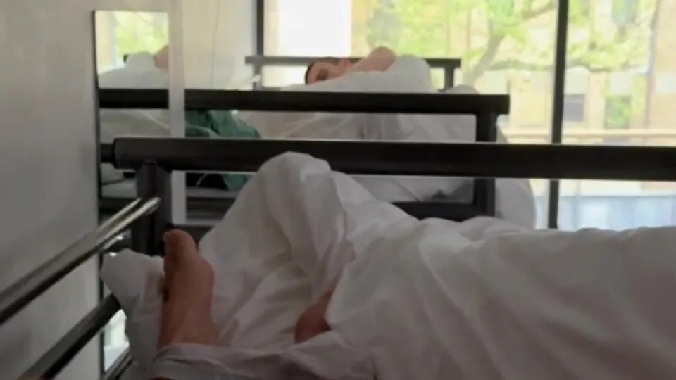 Hostel - Barcelona 1 - ThisVid.com