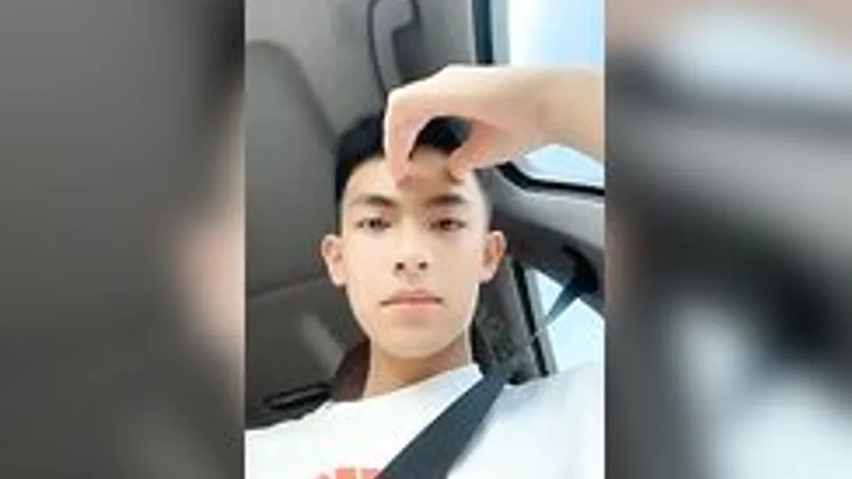Hot asian boy wank cum twink car porn