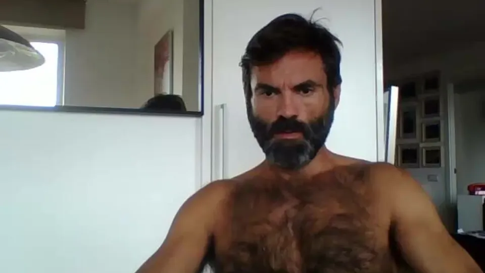 Hot bearded daddy jerks his fat cock - ThisVid.com