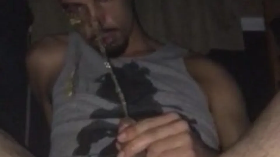 Hot bearded guy self piss in the dark - ThisVid.com