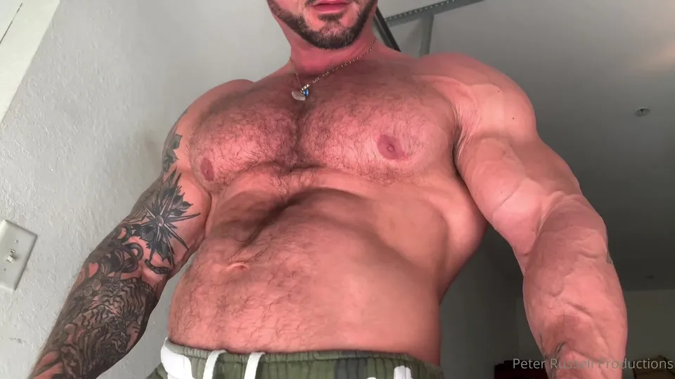 Hot Bodybuilder - Solo Muscleworship - ThisVid.com