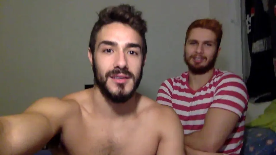 Hot couple sucking on cam - video 2 - ThisVid.com