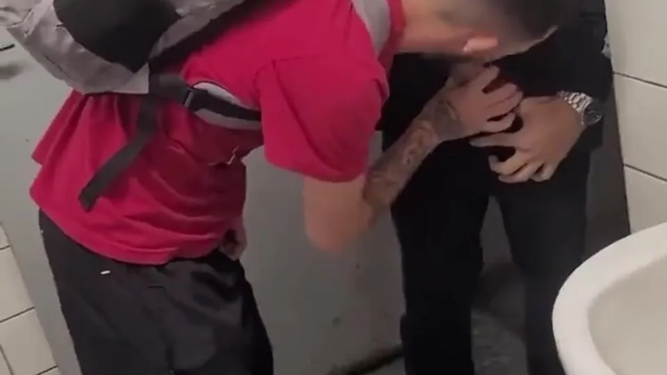 HOT CRUISING SUCK - ThisVid.com