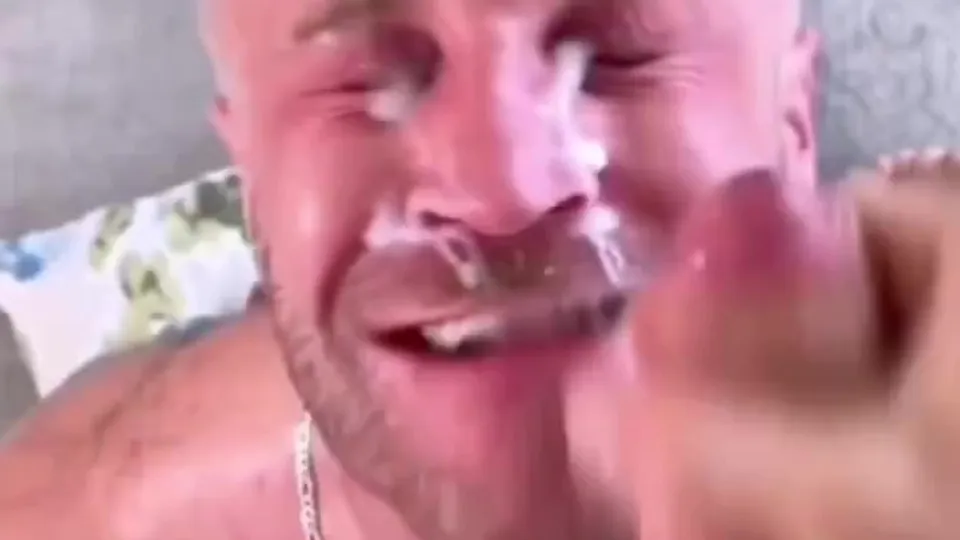 Hot cum facial - ThisVid.com