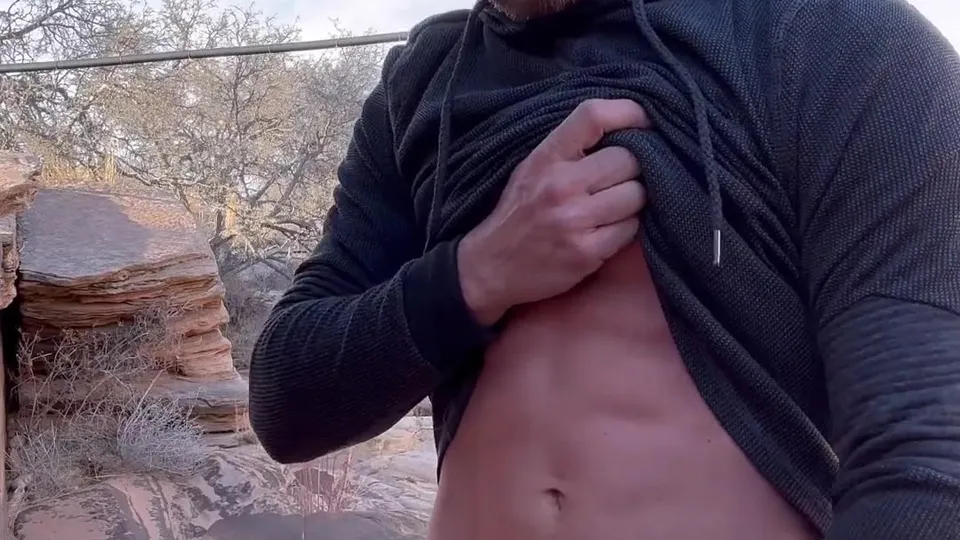 HOT DAD ALERT - video 11 - ThisVid.com