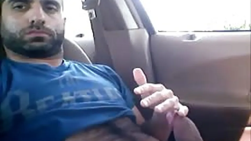 Bearded Daddy Jerks Off in Parking Lot