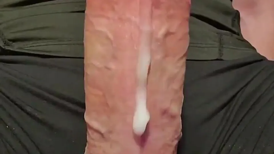 Hot dick oozing cum handsfree - ThisVid.com