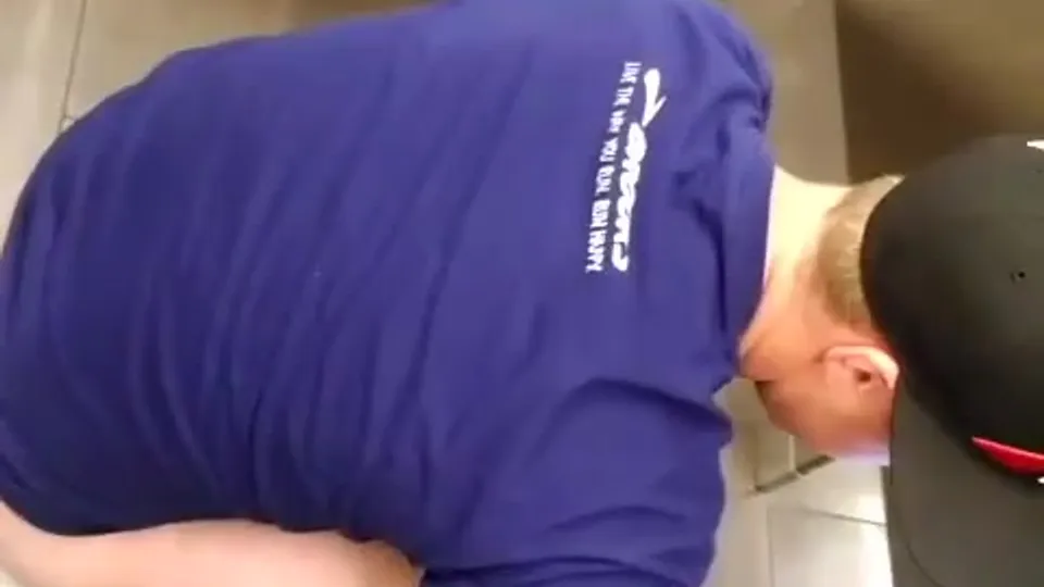 Hot dumpster - ThisVid.com