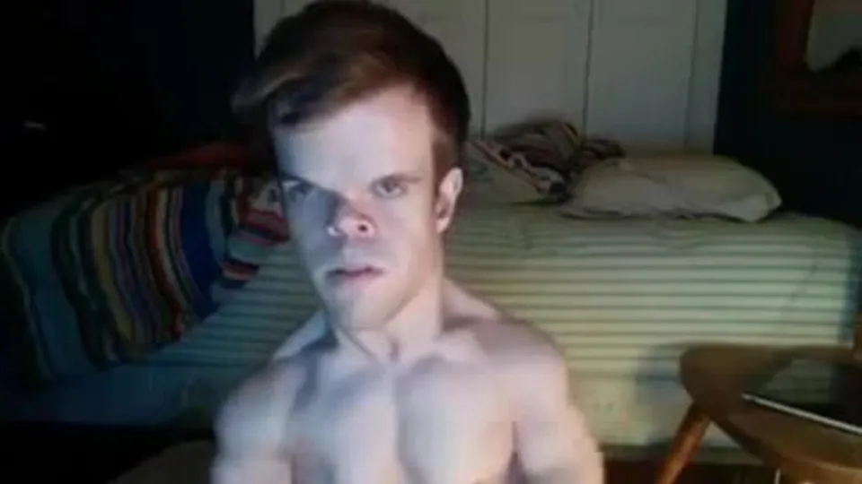 Hot Dwarf Jerks Off on Webcam