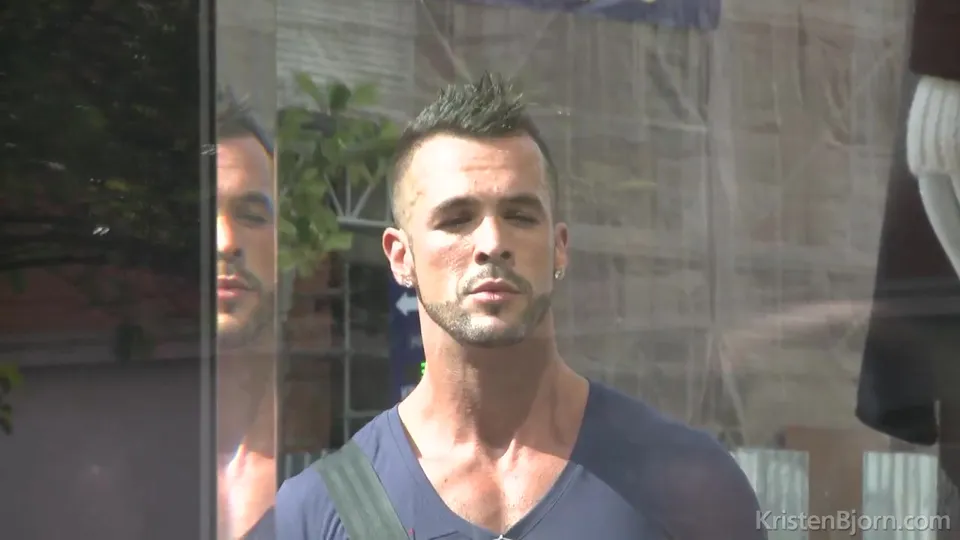 Hot Encounter Denis Vega, Valentino Medici