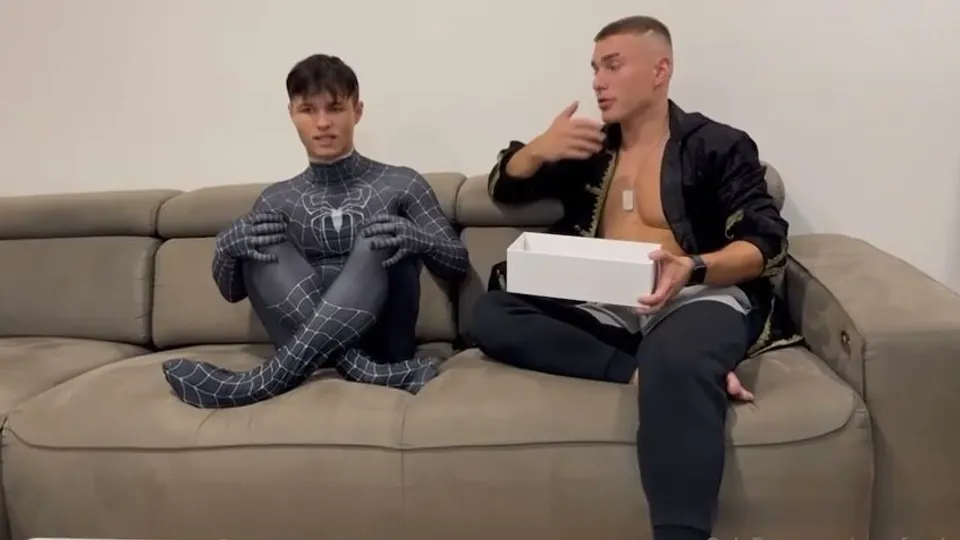 Hot gay emm$t was sucked by hot friend - ThisVid.com