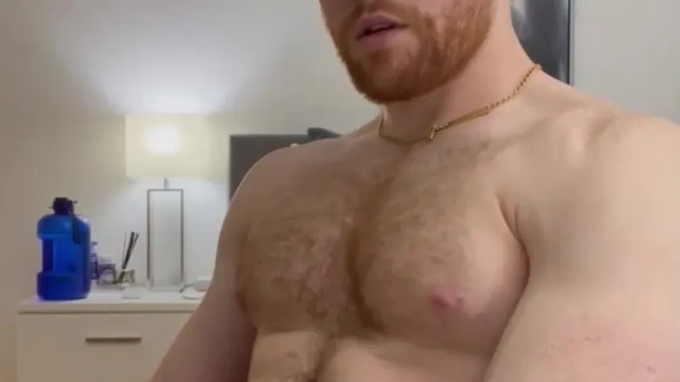 Hot ginger muscle - ThisVid.com