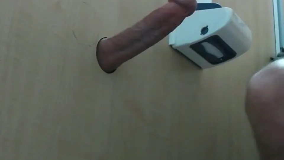 Hot glory hole action - video 3 - ThisVid.com