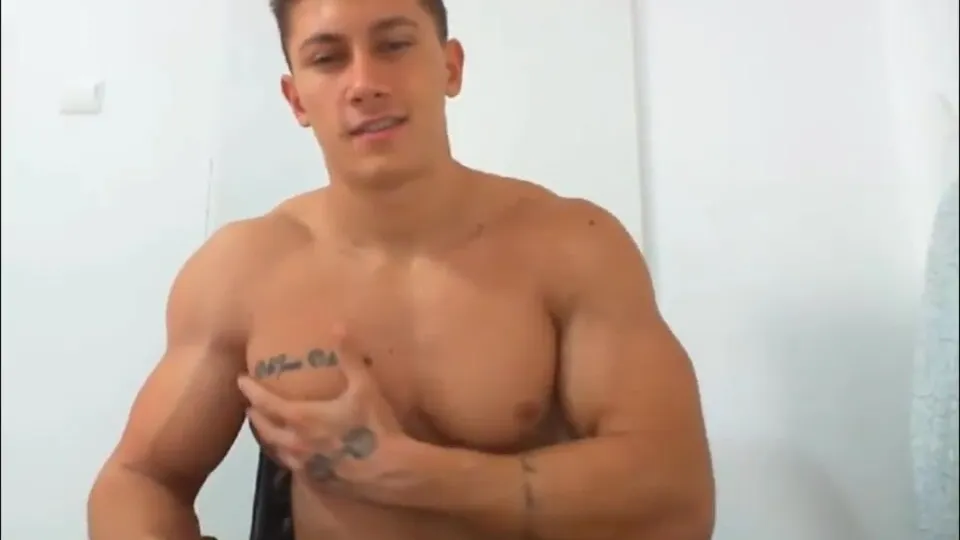 Hot guy jacking off on cam - ThisVid.com