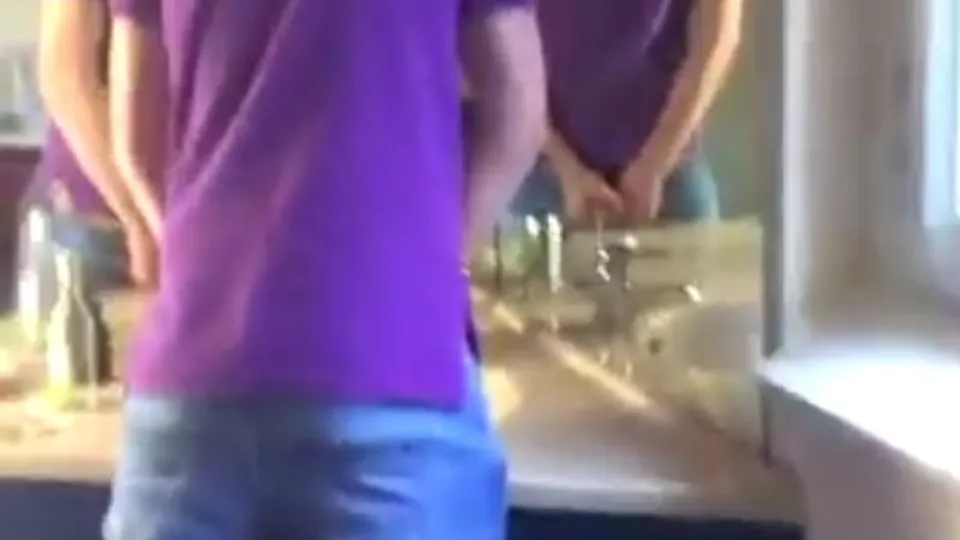 Hot guy pissing and spitting in the sink - ThisVid.com