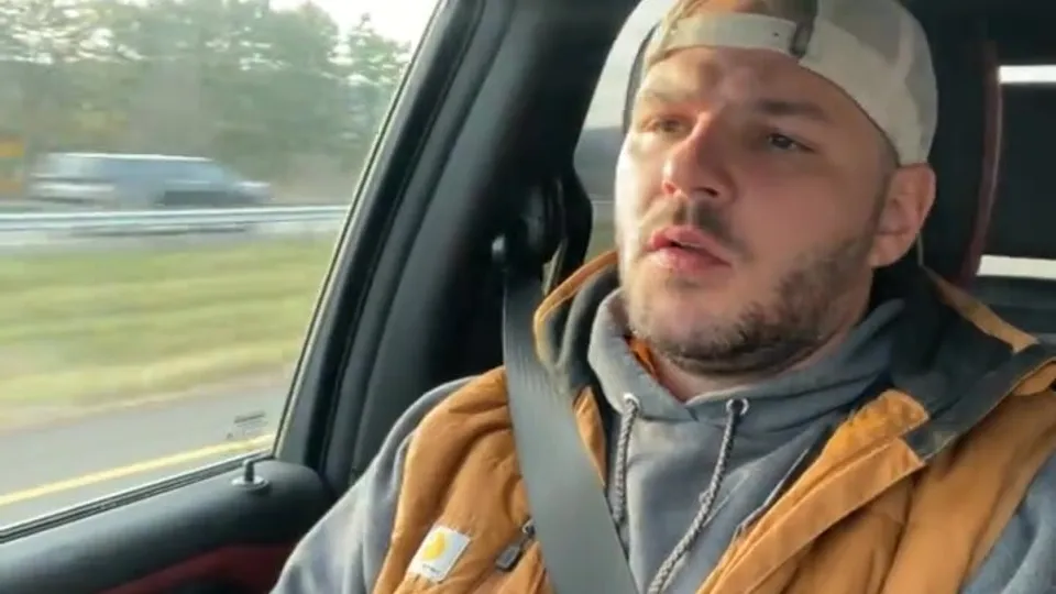 Hot guy - video 716 - ThisVid.com