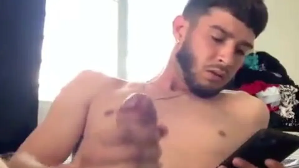 Hot guy wanks a big cock and cums - ThisVid.com
