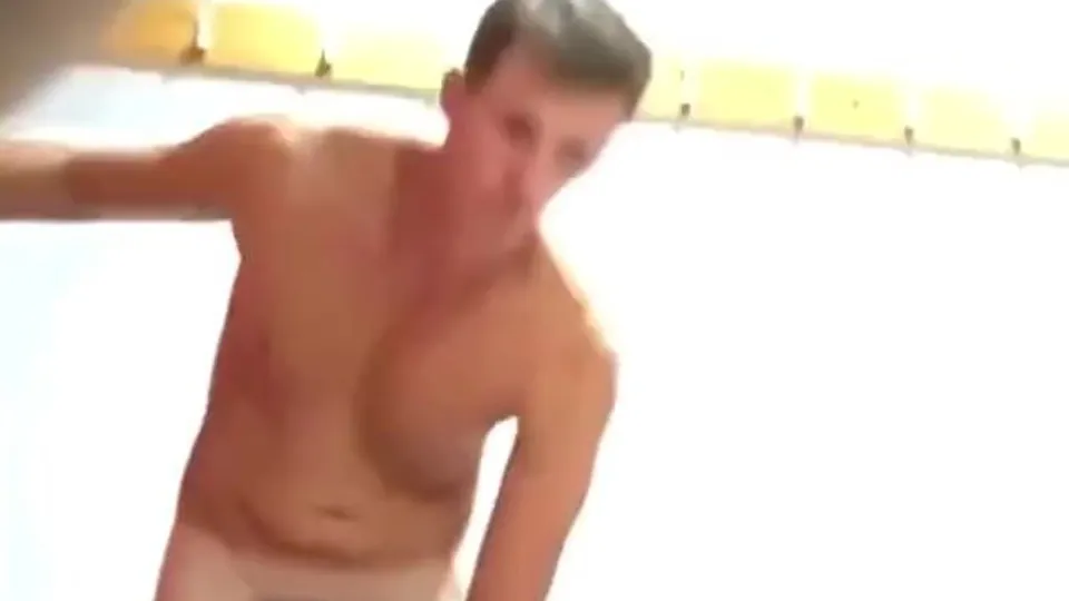 Hot guy with small dick changing - ThisVid.com