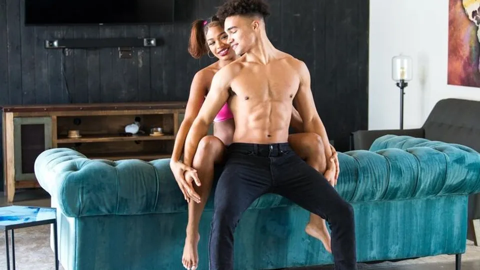 Hot Guys Fuck - Brianna MooreJustin Tyme - Couple Bros Fuckin Hot Chicks! Justin Tyme Nearly KOd by Brianna Moores Perfect Pussy! 