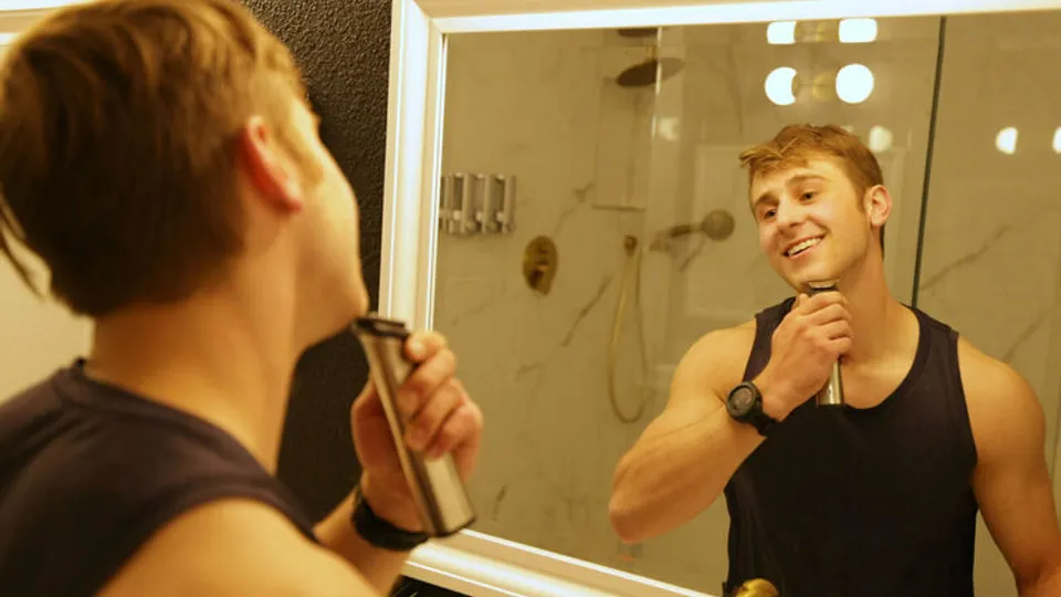 Hot Guys Fuck - Brock Fisher - Brock Fisher bics the beard before his scene with Jasmine Wilde! 