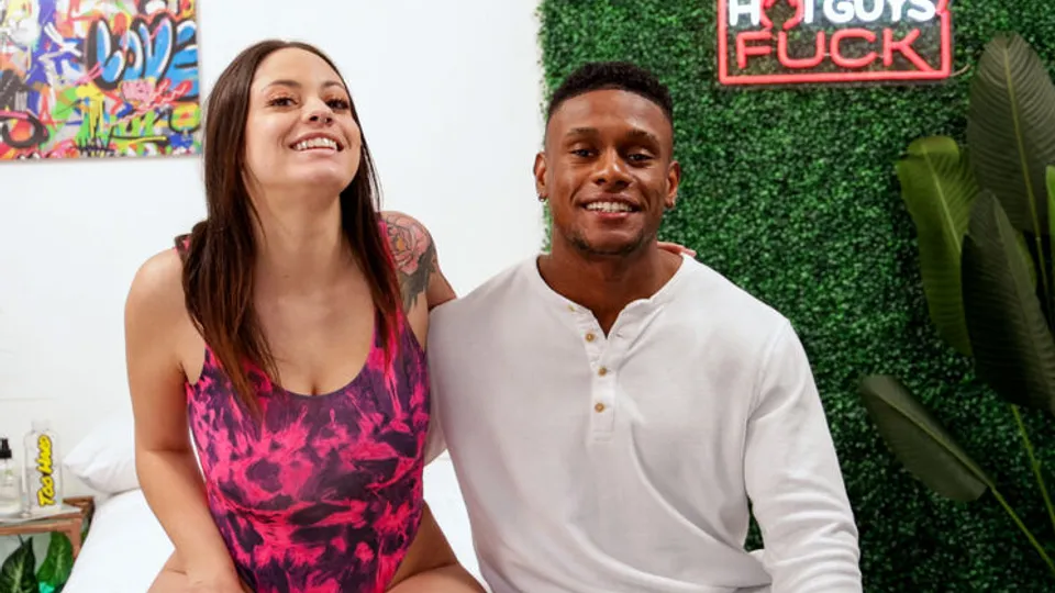Hot Guys Fuck - Melody FoxxCalvin Beckham - Muscle Stud Calvin Beckham & Melody Foxx Get Ready For Round 2 