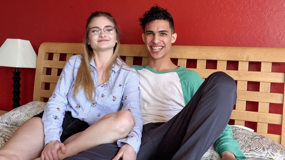 Hot Guys Fuck - Savannah CamonMarc Wallace - Marc Wallace & Savannah Camon Pre-FUCK Interview 