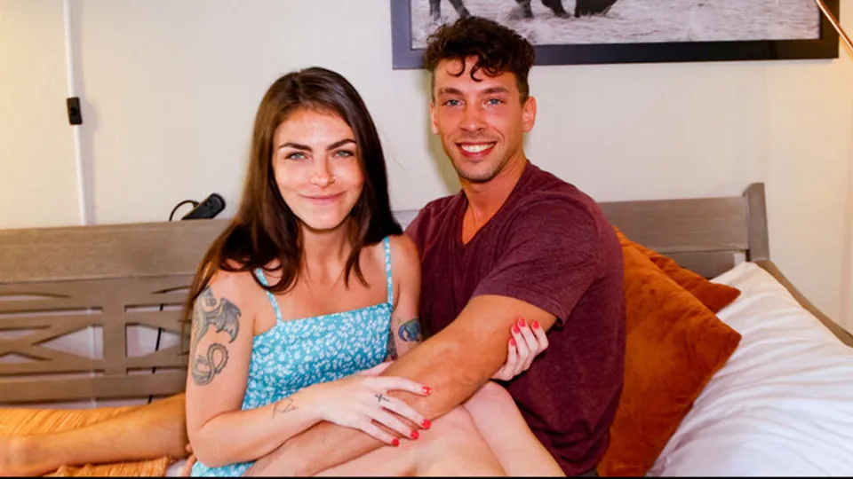 Hot Guys Fuck - Thalia RheaJames Lux - Thalia Rhea Services Ripped Hunk James Lux 