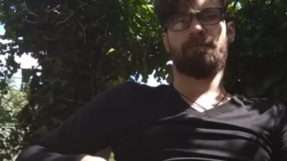 Hot hairy guy - video 15 - ThisVid.com