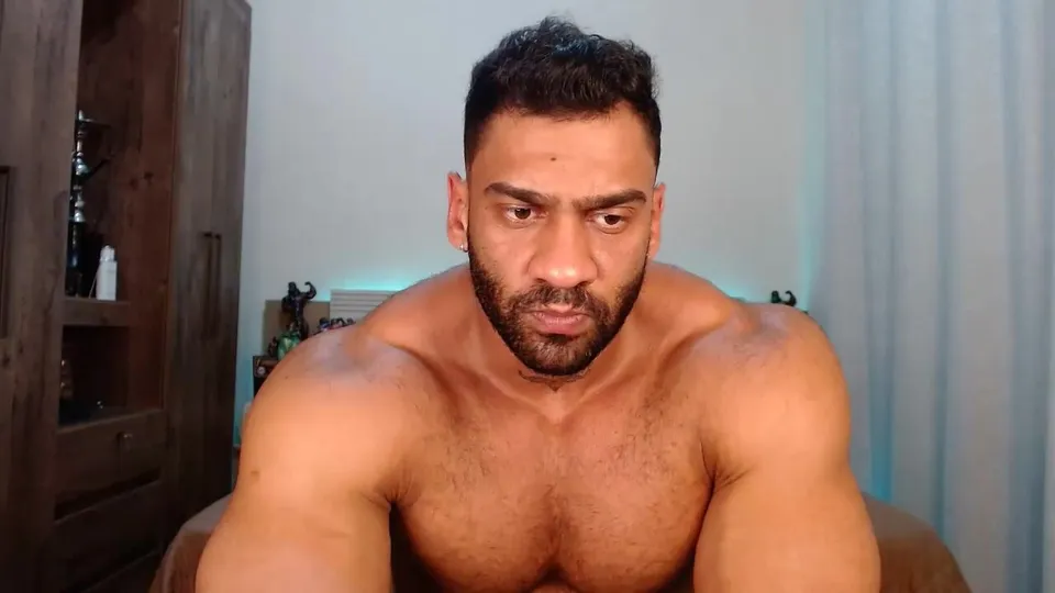 Hot hunk hot jerk off and intense cum - ThisVid.com