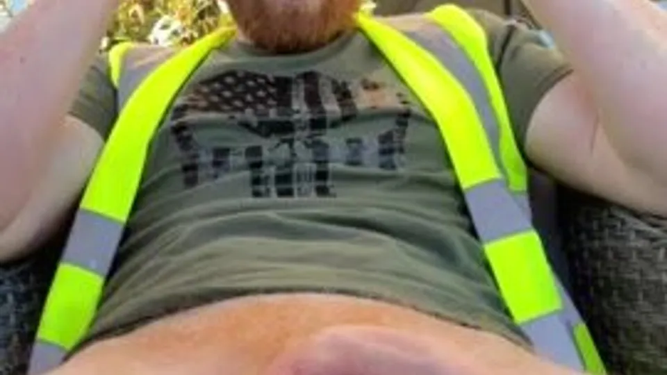 Hot jerk - video 381 - ThisVid.com