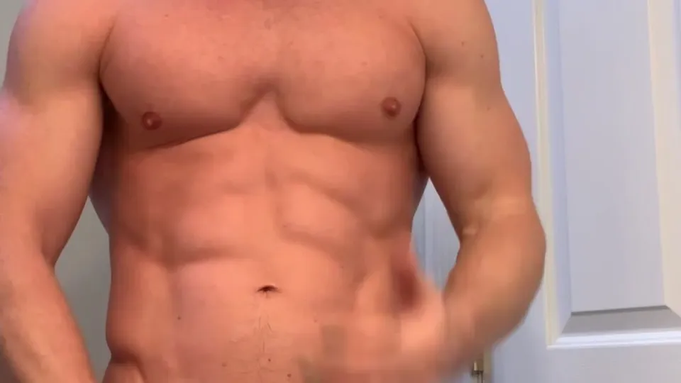 Hot muscle boy - video 7 - ThisVid.com