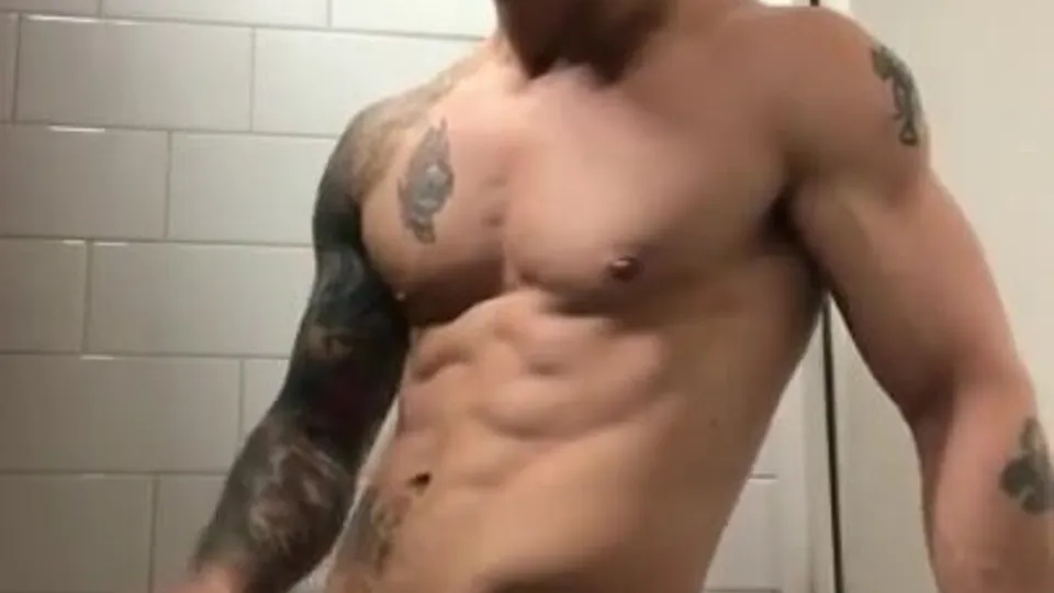 Hot Muscle Shower Masturbation - ThisVid.com