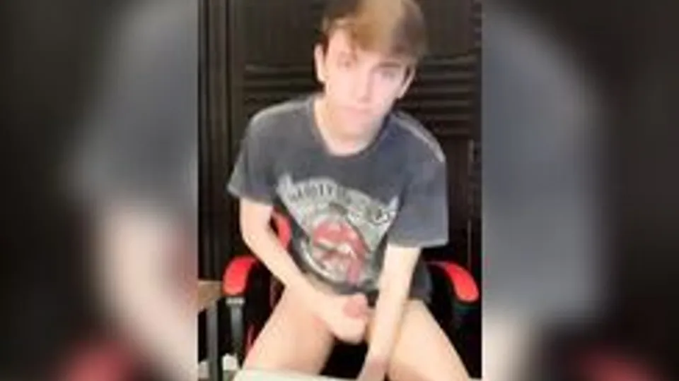Teen Boys Masturbating Together at Home