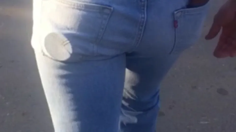 Hot Redneck Dipper Walking - ThisVid.com