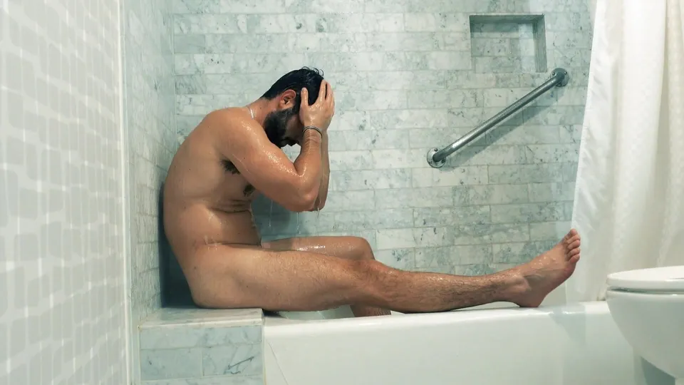 Hot sexy man takes a shower 2 - ThisVid.com