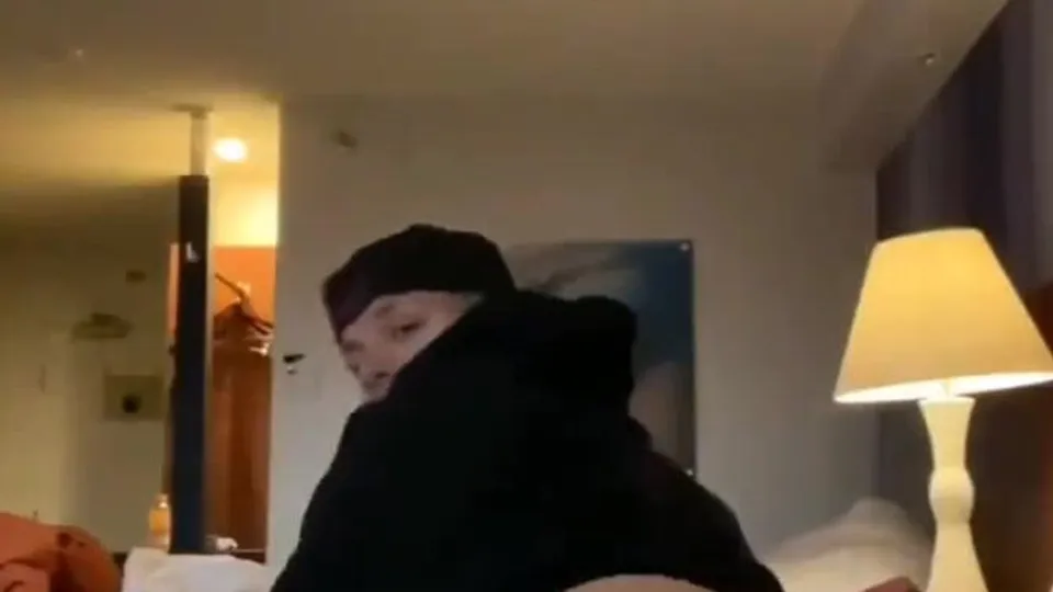 Hot straight bro invites you to eat his ass - ThisVid.com